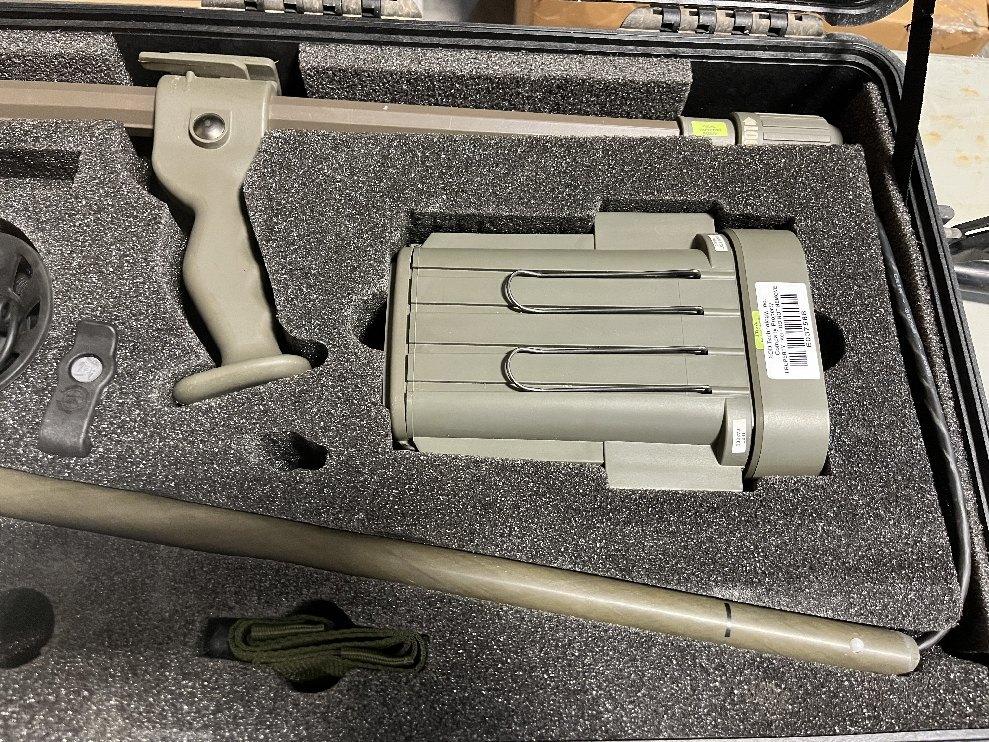 CEIA MIL-D1 metal detector