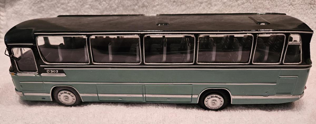 VECTOR MODELS 1:43 BUS MADE IN UKARAIN