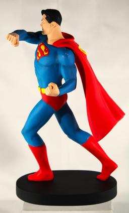 WARNER BROTHERS SUPERMAN SILVERAGE STATUE