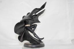 BATMAN BEGINS:BATMAN IN FLIGHT STATUE