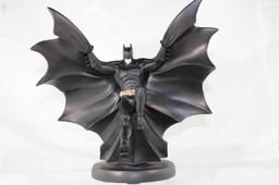 BATMAN BEGINS:BATMAN IN FLIGHT STATUE