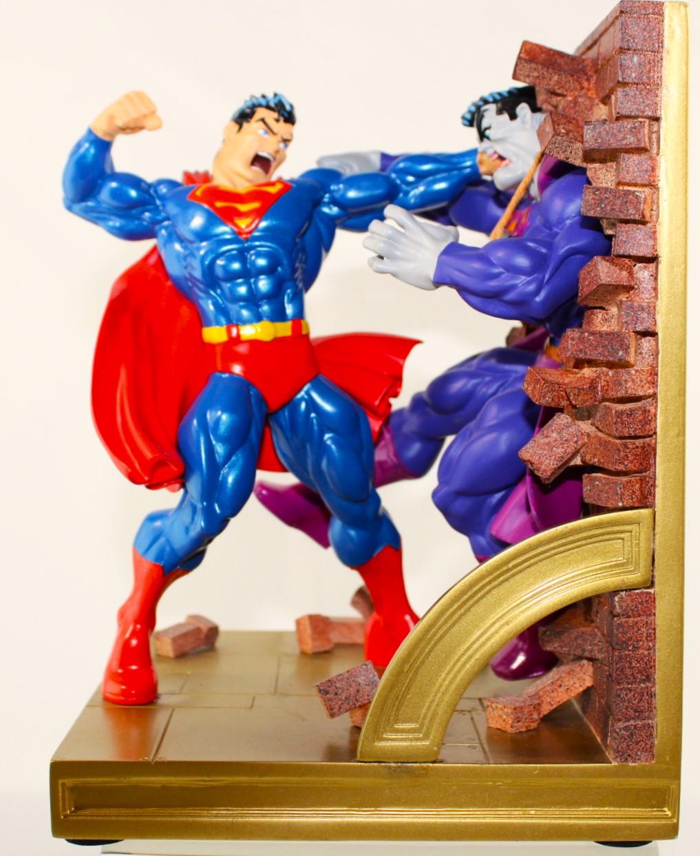 SUPERMAN & BATMAN BOOKENDS