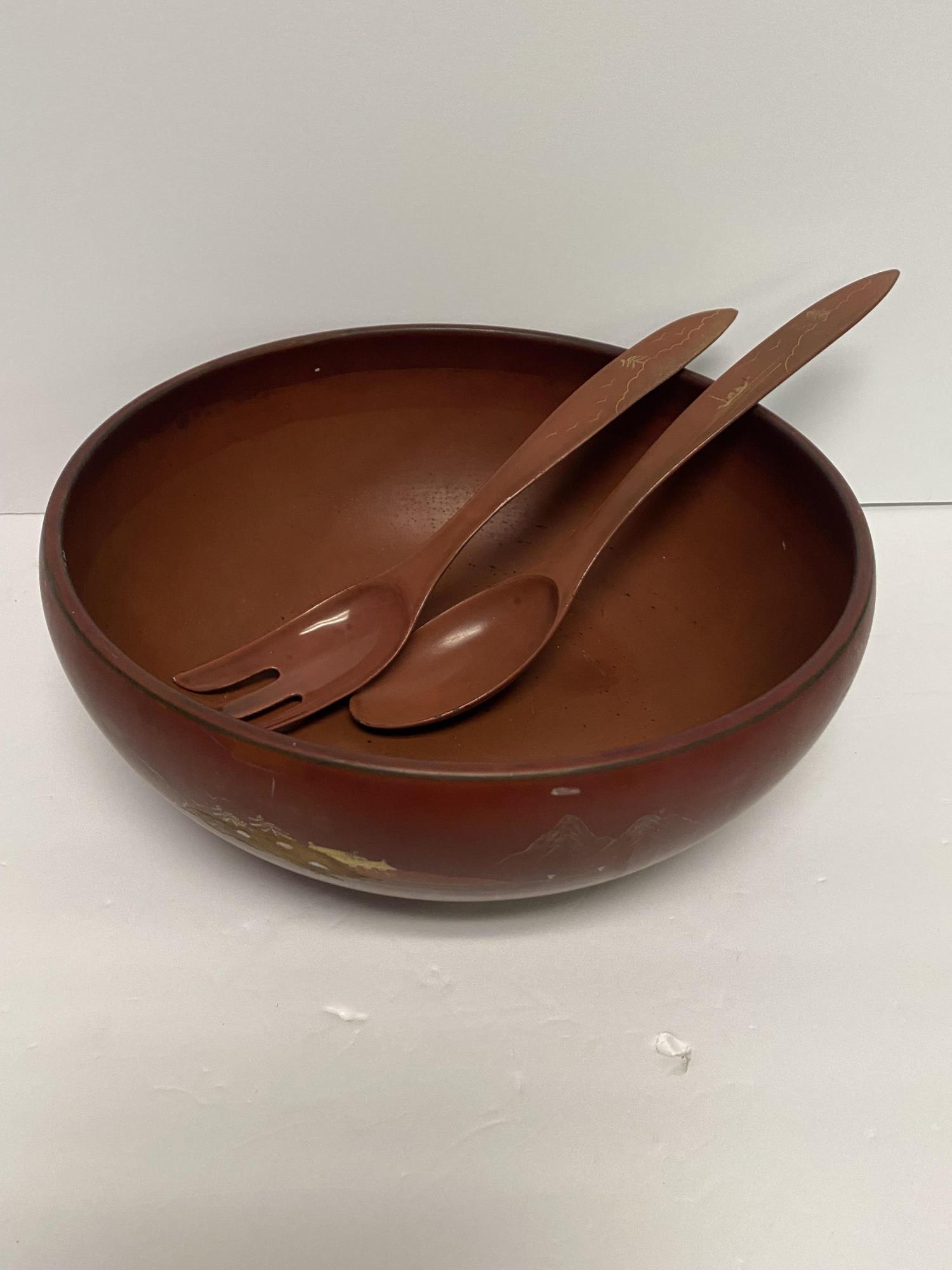 RED LACQUER FINISH SALAD BOWL