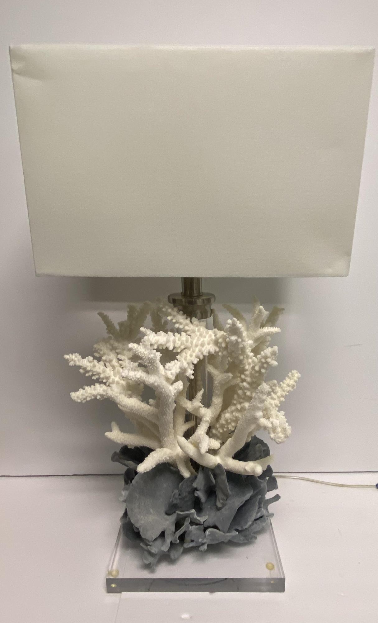 AMAZING WHITE CORAL LAMP