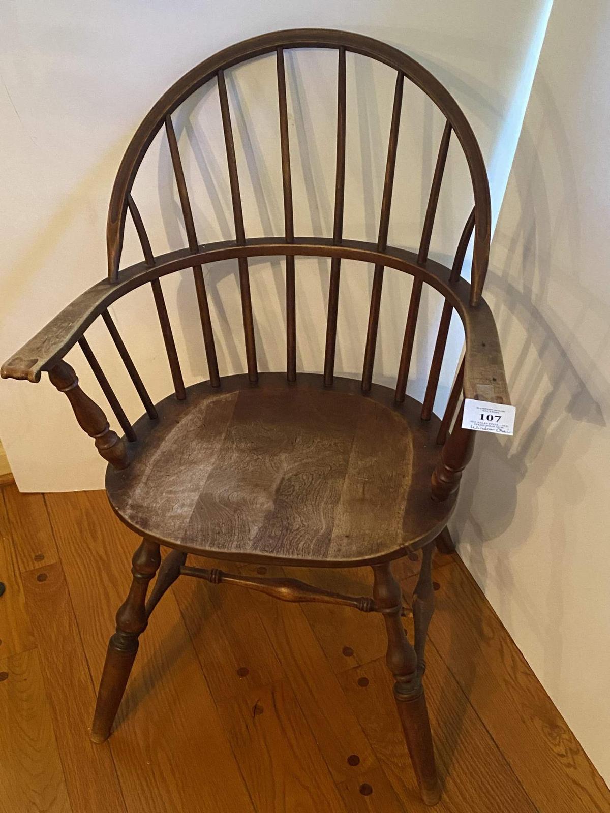 VINTAGE WINDSOR CHAIR