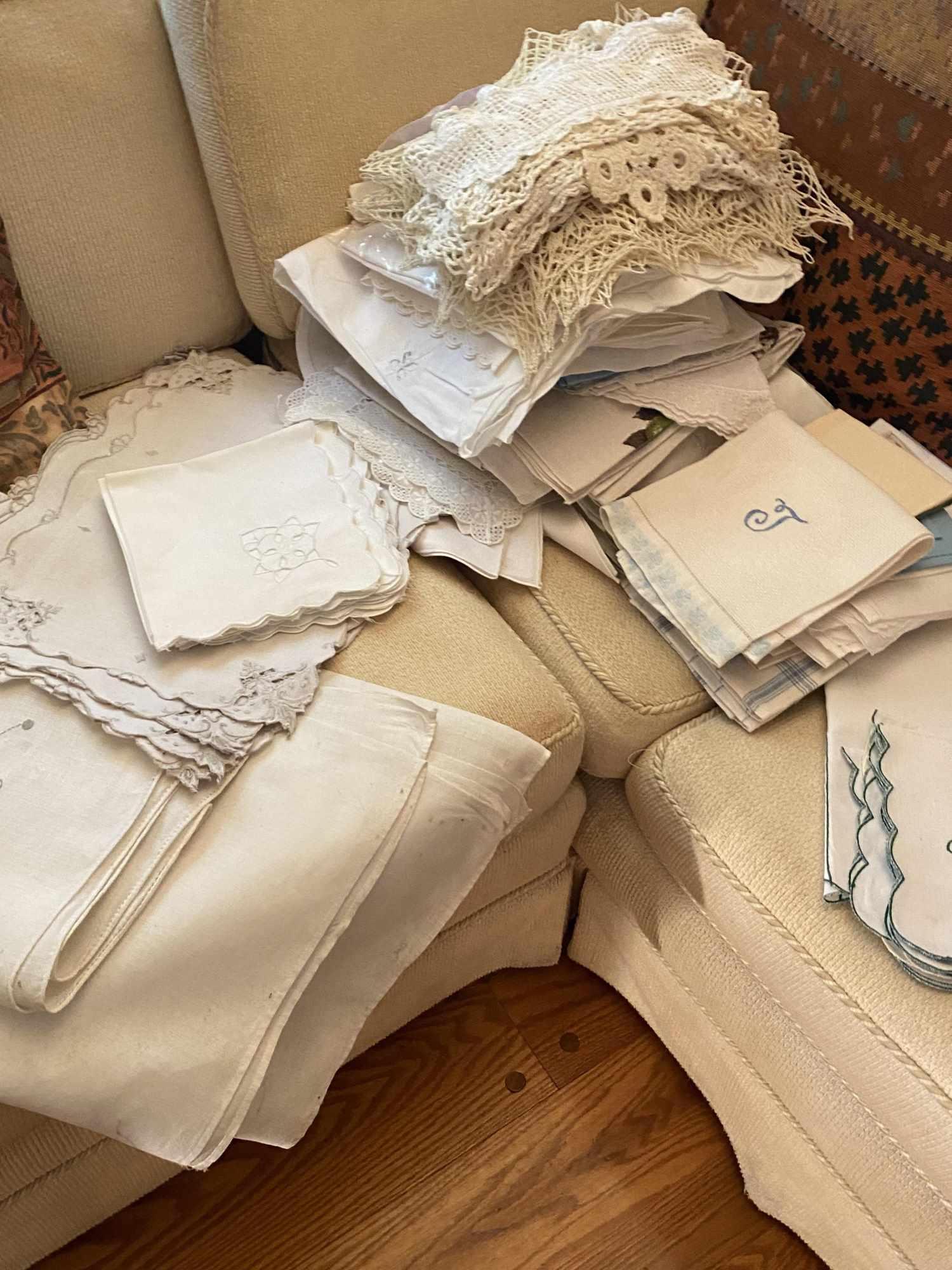 LARGE LOTS OF LINENS AND SOFT GOODS