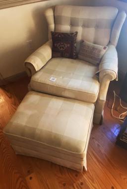 CLUB CHAIR WITH OTTOMAN