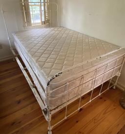 IRON BED FRAME AND RAILS