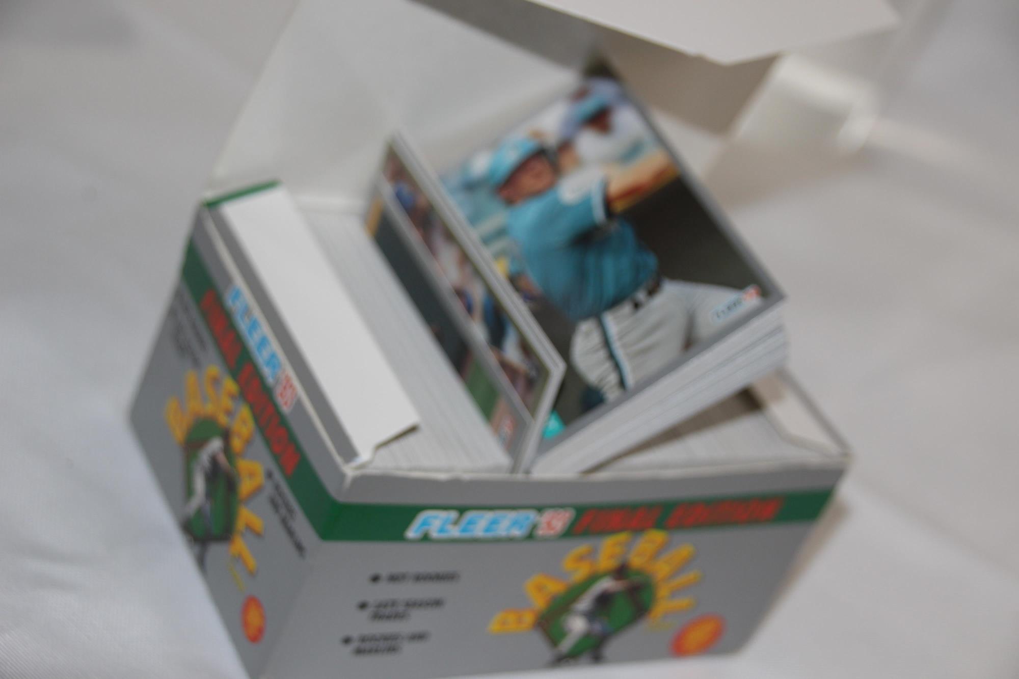 FLEER 1993 FINAL EDITION BOX AND BOX OF 1990 BOWMAN CARDS