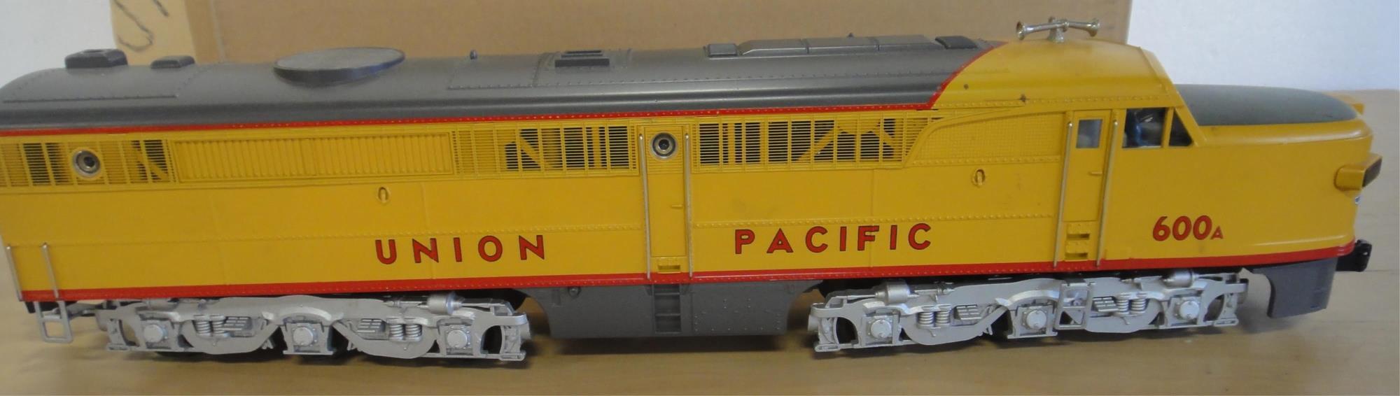 MTH UP ALCO PA AA DIESEL SET + POWERED B UNIT