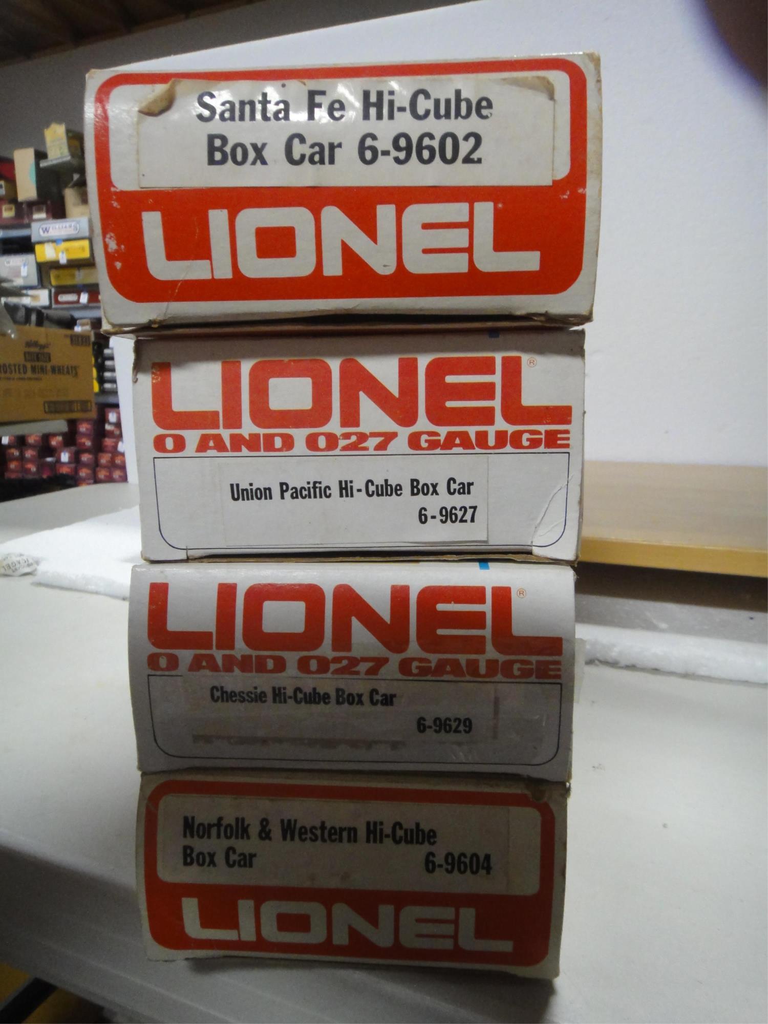 4 LIONEL  HIGH CUBE BOX CARS ROLLING STOCK