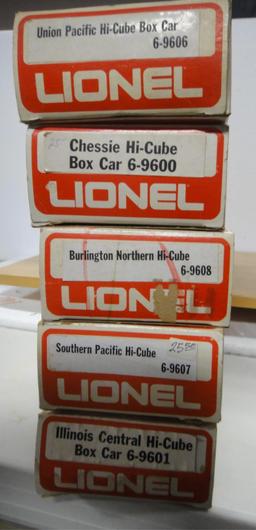 5 LIONEL HI CUBE BOX CARS