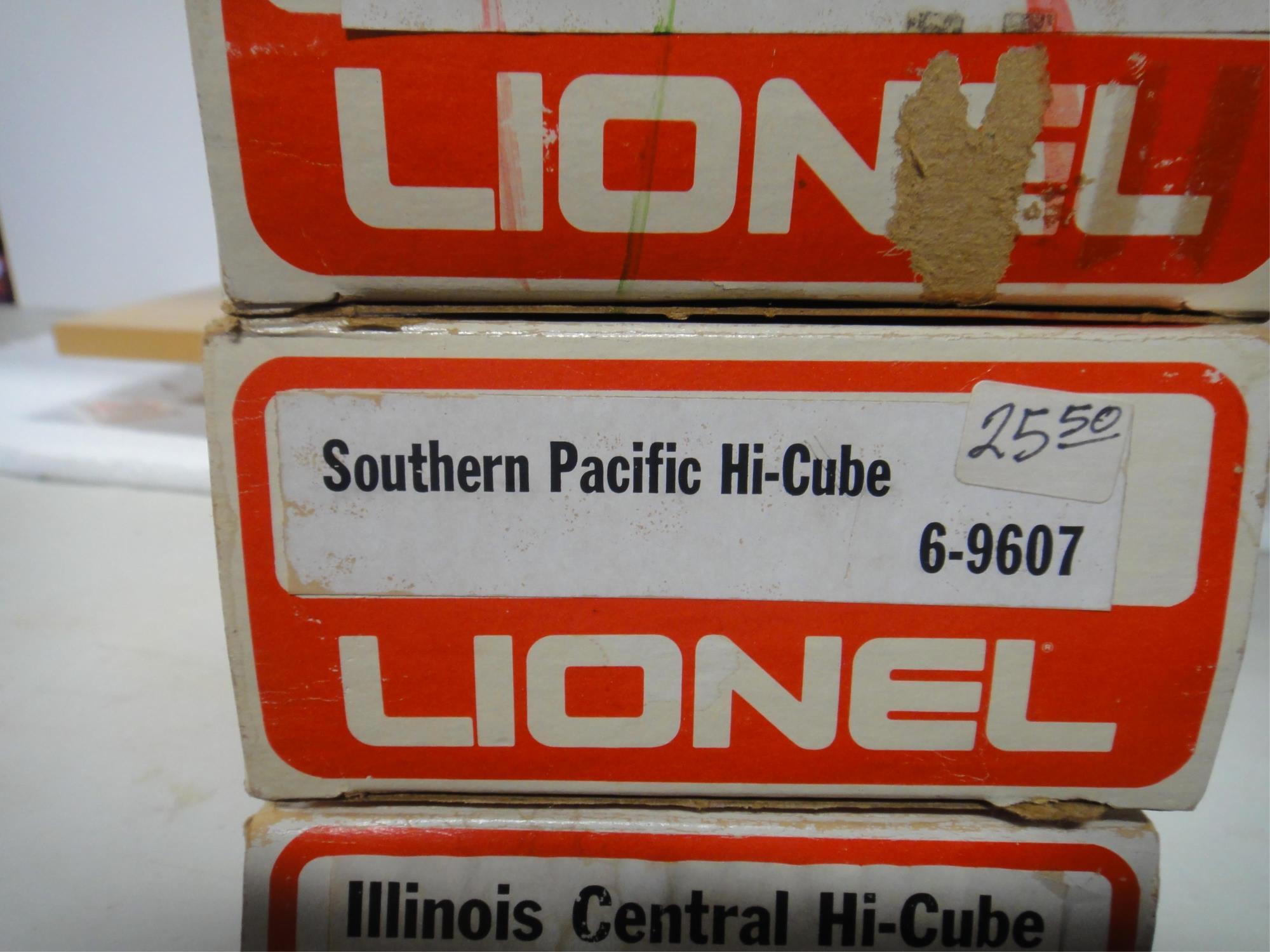 5 LIONEL HI CUBE BOX CARS