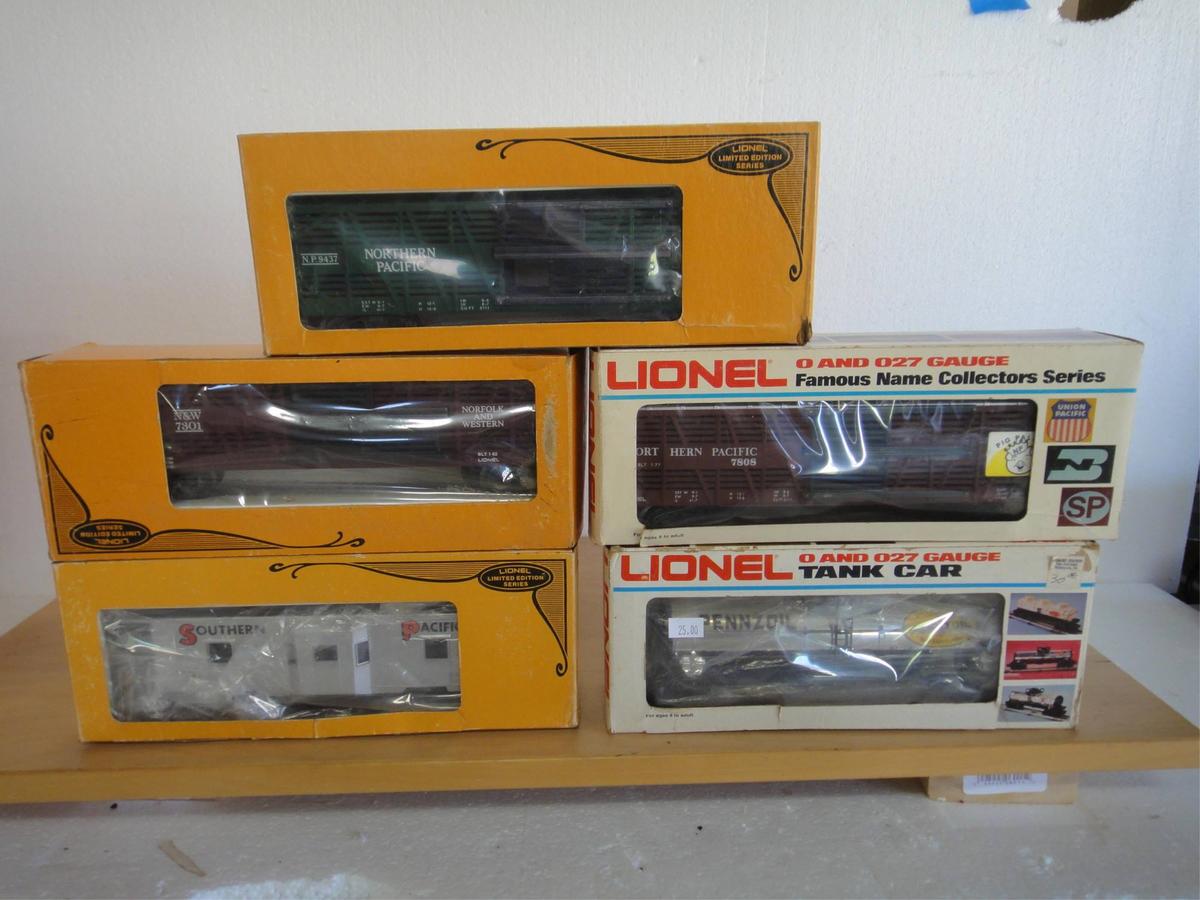 5 LIONEL ROLLING STOCK