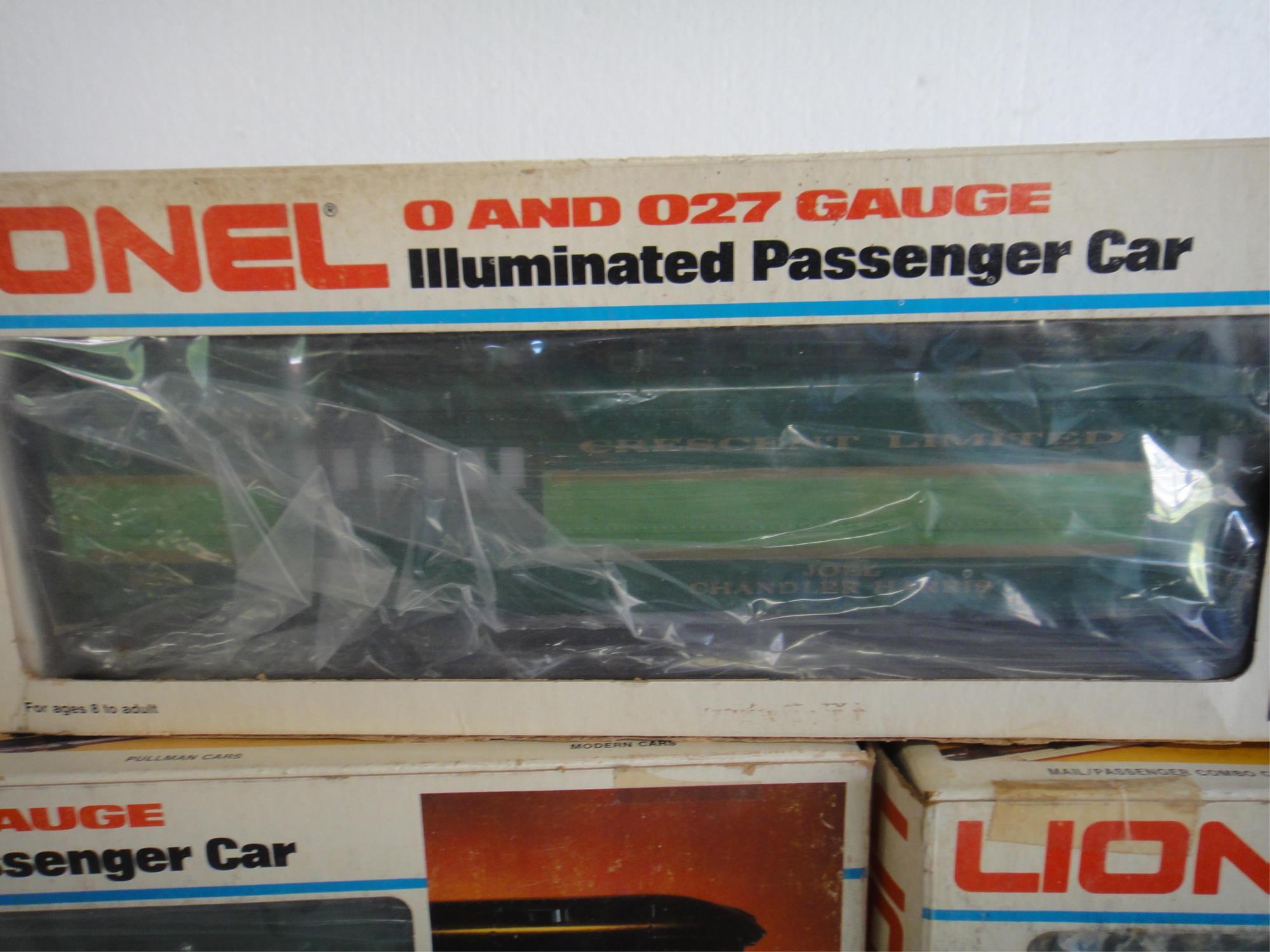 5 LIONEL SOUTHERN PASSENGER CARS