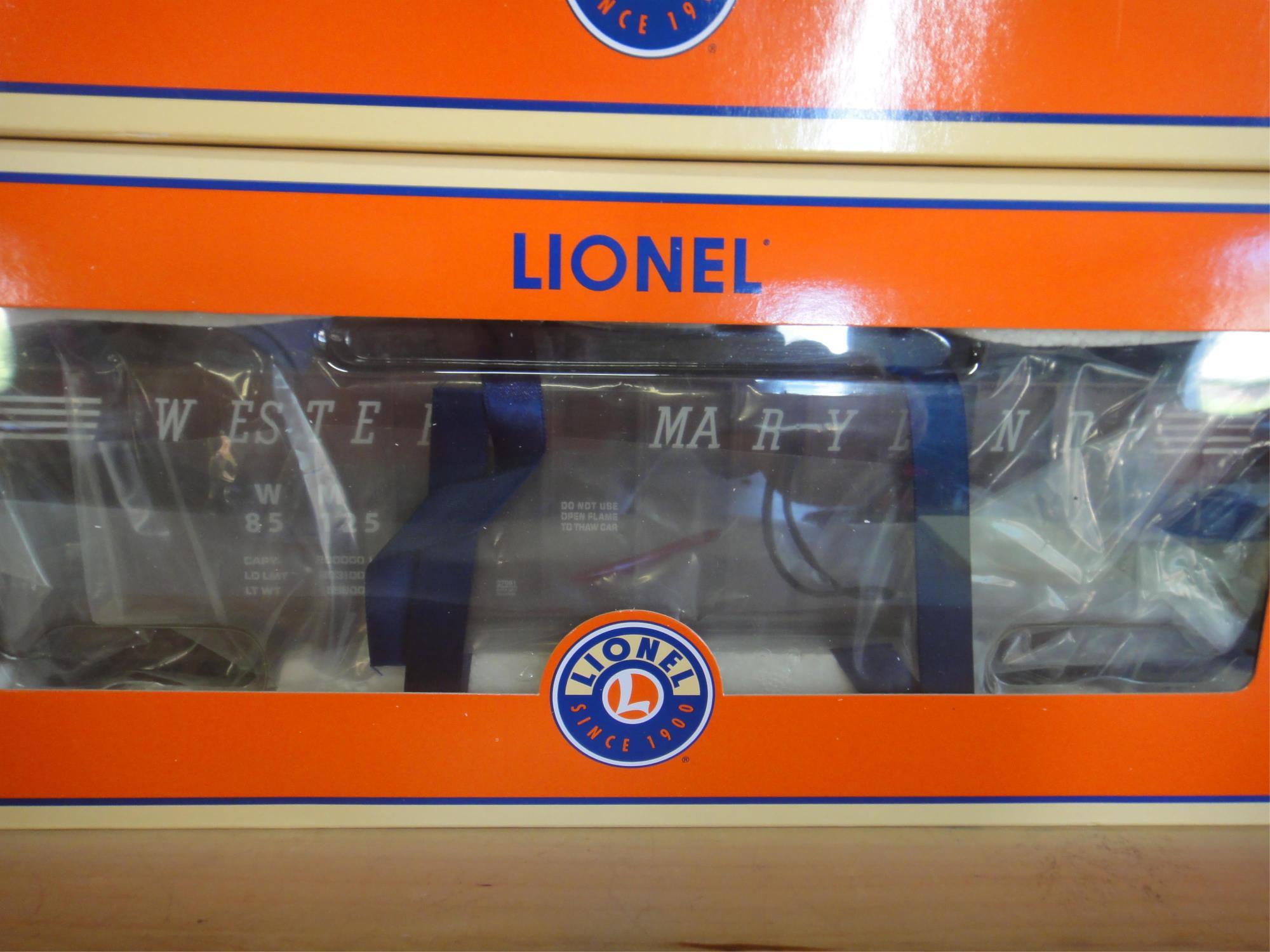 4 LIONEL HOPPERS