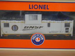 4 LIONEL ROLLING STOCK
