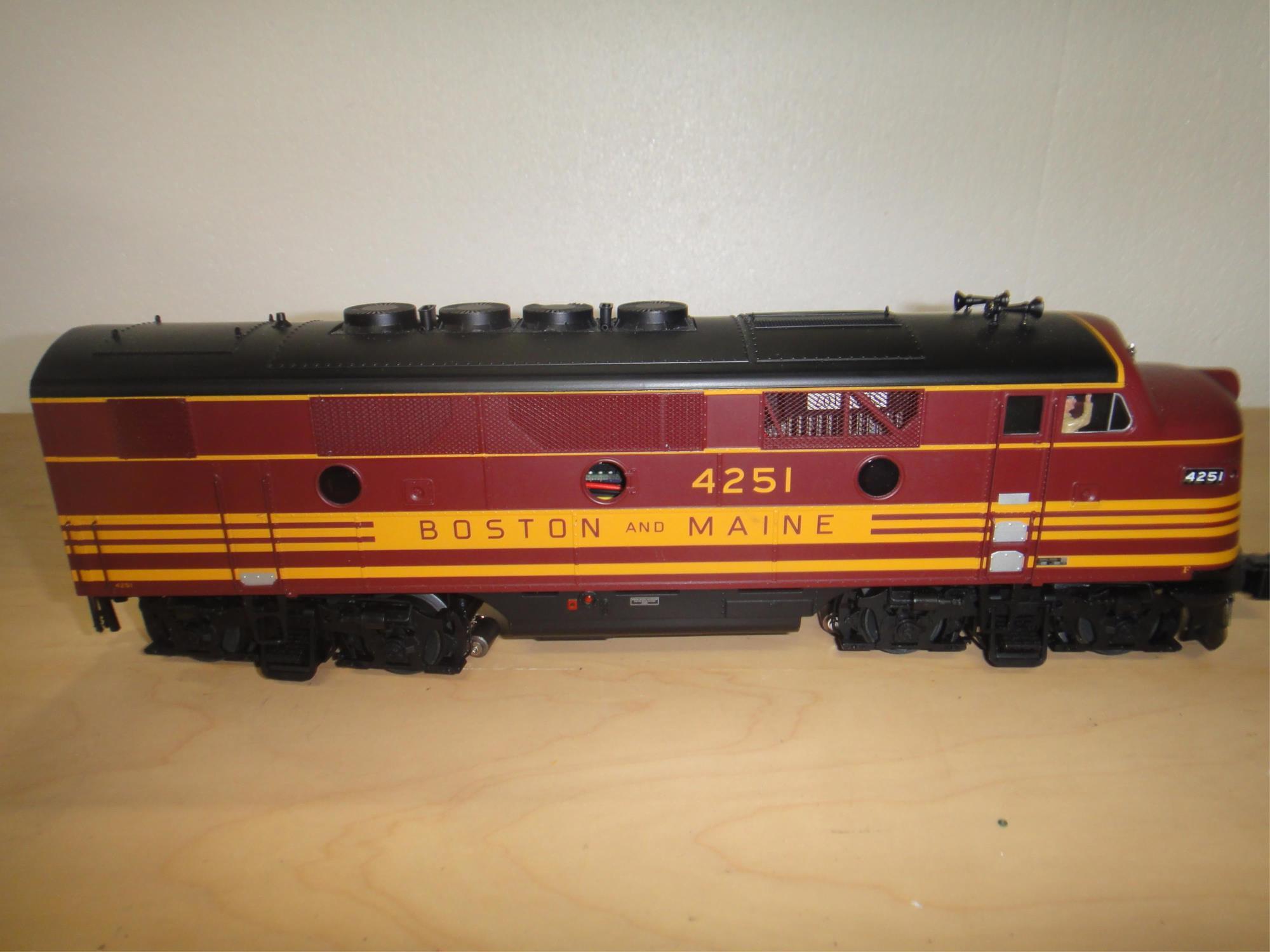 ATLAS O GAUGE F-2/F-3 PH 1 POWERED A UNIT LOCOMOTI