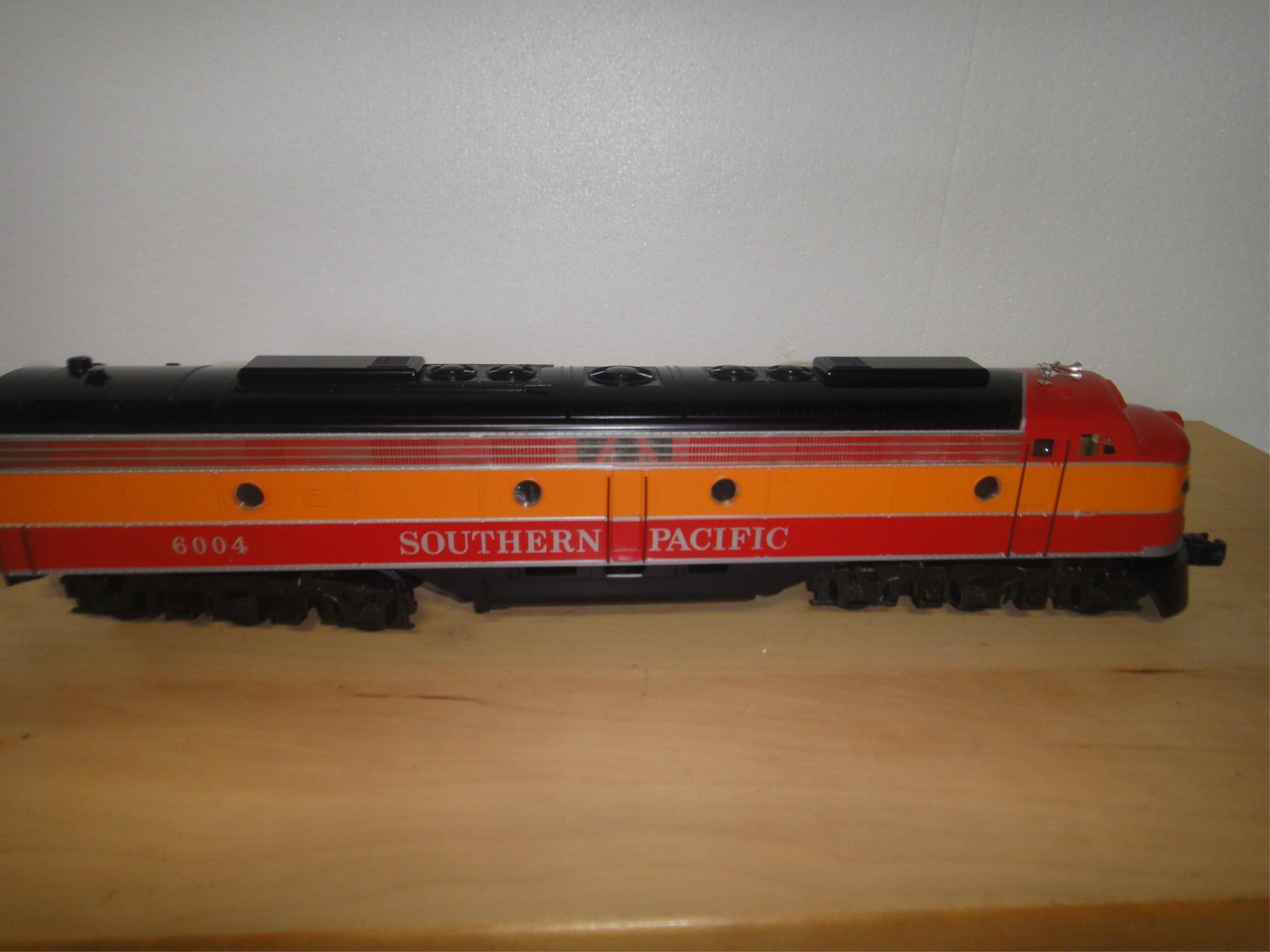 WEAVER GOLD EDITION EMD E-8 AA DIESELS  3 RAIL O G