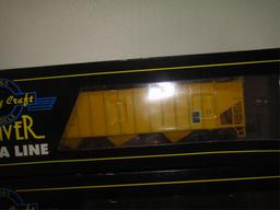 4 WEAVER ULTRA LINE   3 RAIL O GAUGE COAL CARS WIT