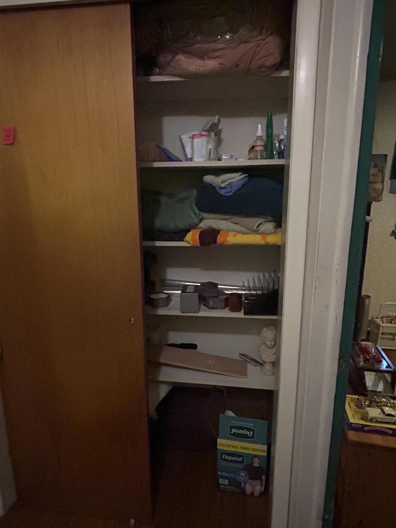 CONTENTS OF LINEN CLOSET