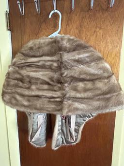 WOMEN'S MINK STOLE