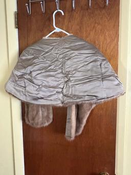 WOMEN'S MINK STOLE