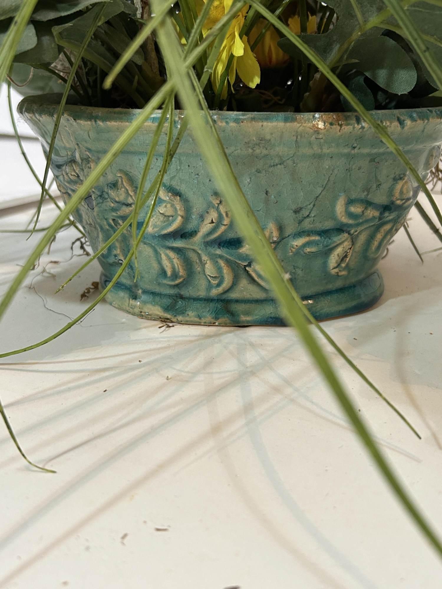 SIX PIECES OF FLORAL AND CONTAINERS