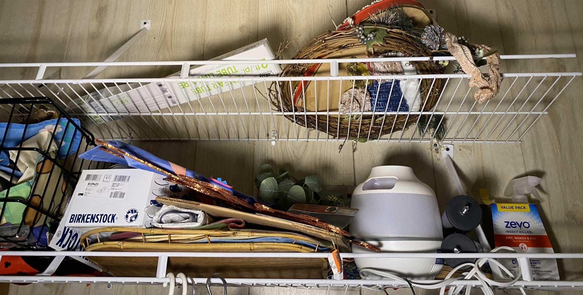 ITEMS LOCATED ON THE WHITE WIRE SHELVES