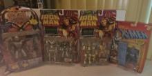 4 ACTION FIGURES