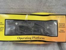 RAILKING PLATFORM AND FIGURES SEE ALL PICS