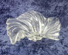 WAVE GLASS CENTERPIECE BOWL.