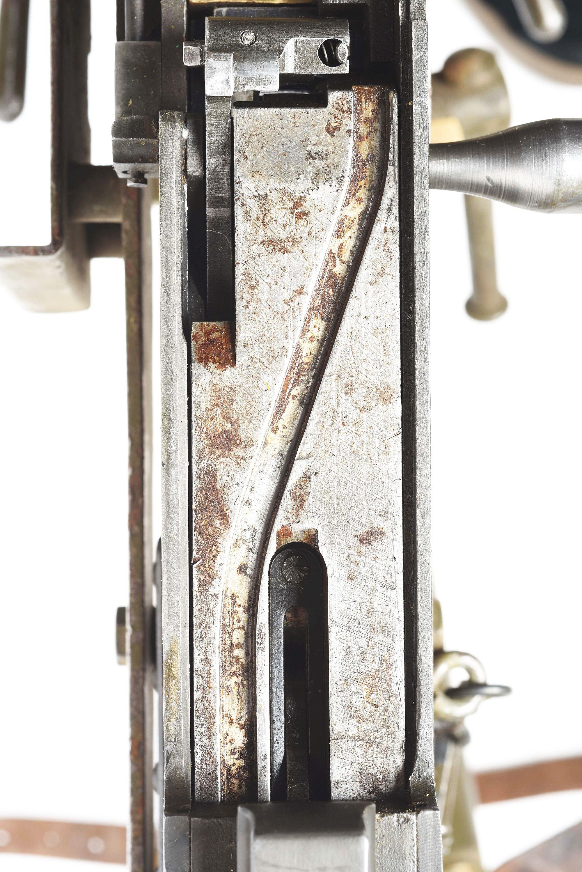 (N) INTERESTING “U.S.” MANUFACTURED BROWNING 1917A1 WATER COOLED MACHINE GUN WITH TRIPOD (FULLY TRAN