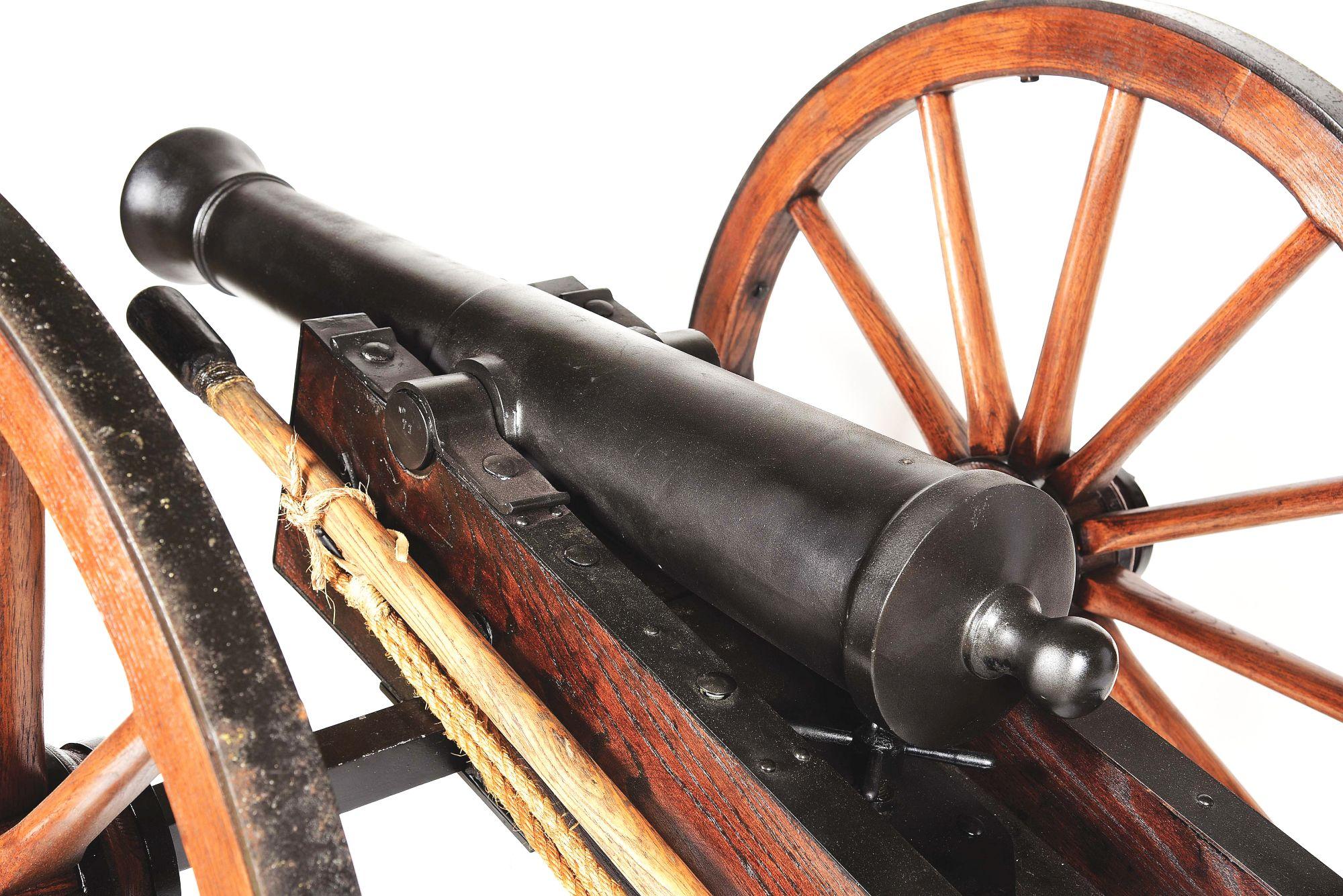 WELL-MADE FULL SCALE 3 POUNDER REVOLUTIONARY WAR STYLE CANNON WITH ACCESSORIES.