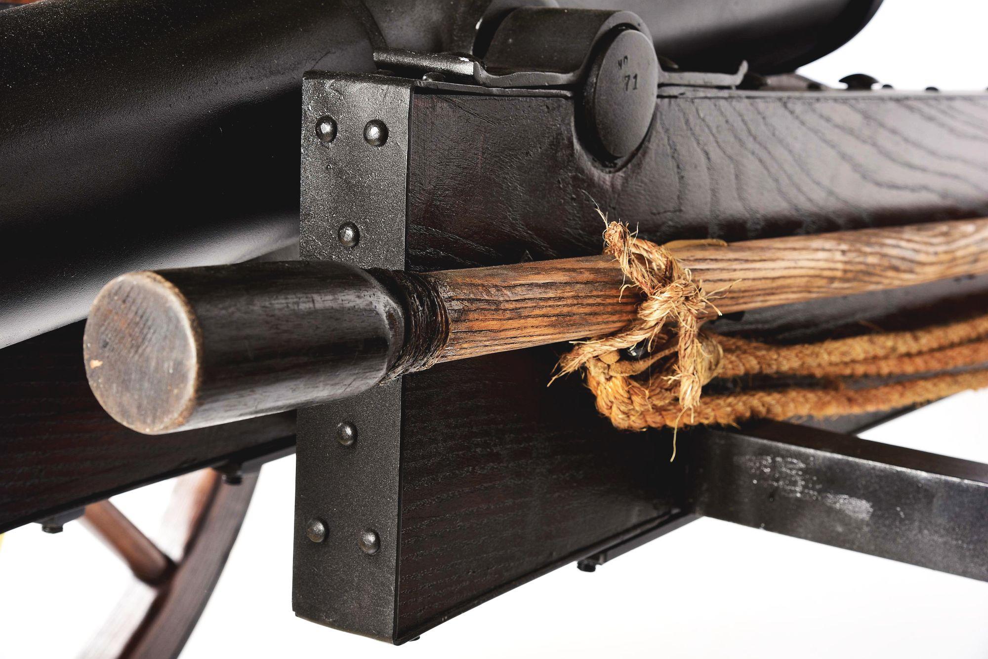 WELL-MADE FULL SCALE 3 POUNDER REVOLUTIONARY WAR STYLE CANNON WITH ACCESSORIES.