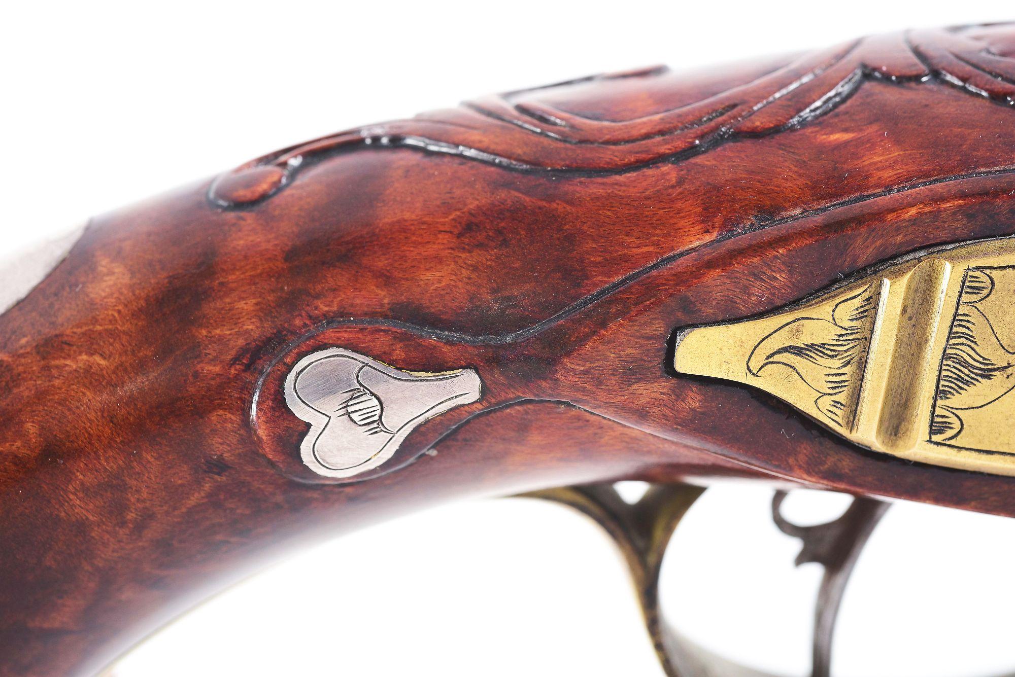 (A) FINE CONTEMPORARY FLINTLOCK KENTUCKY PISTOL BY PETER ALEXANDER DATED 1995.