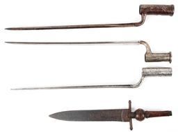 LOT OF 4: 18TH CENTURY BAYONETS.