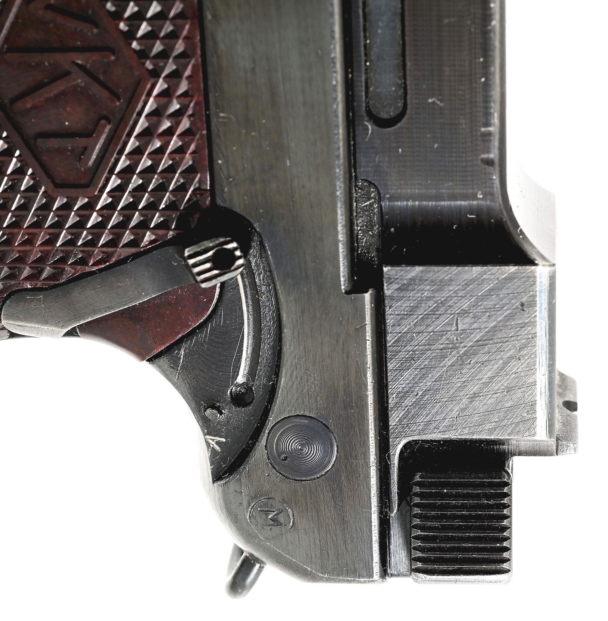 (C) EXCELLENT FINNISH VKT L-35 LAHTI SERIES III SEMI-AUTOMATIC PISTOL WITH HOLSTER.