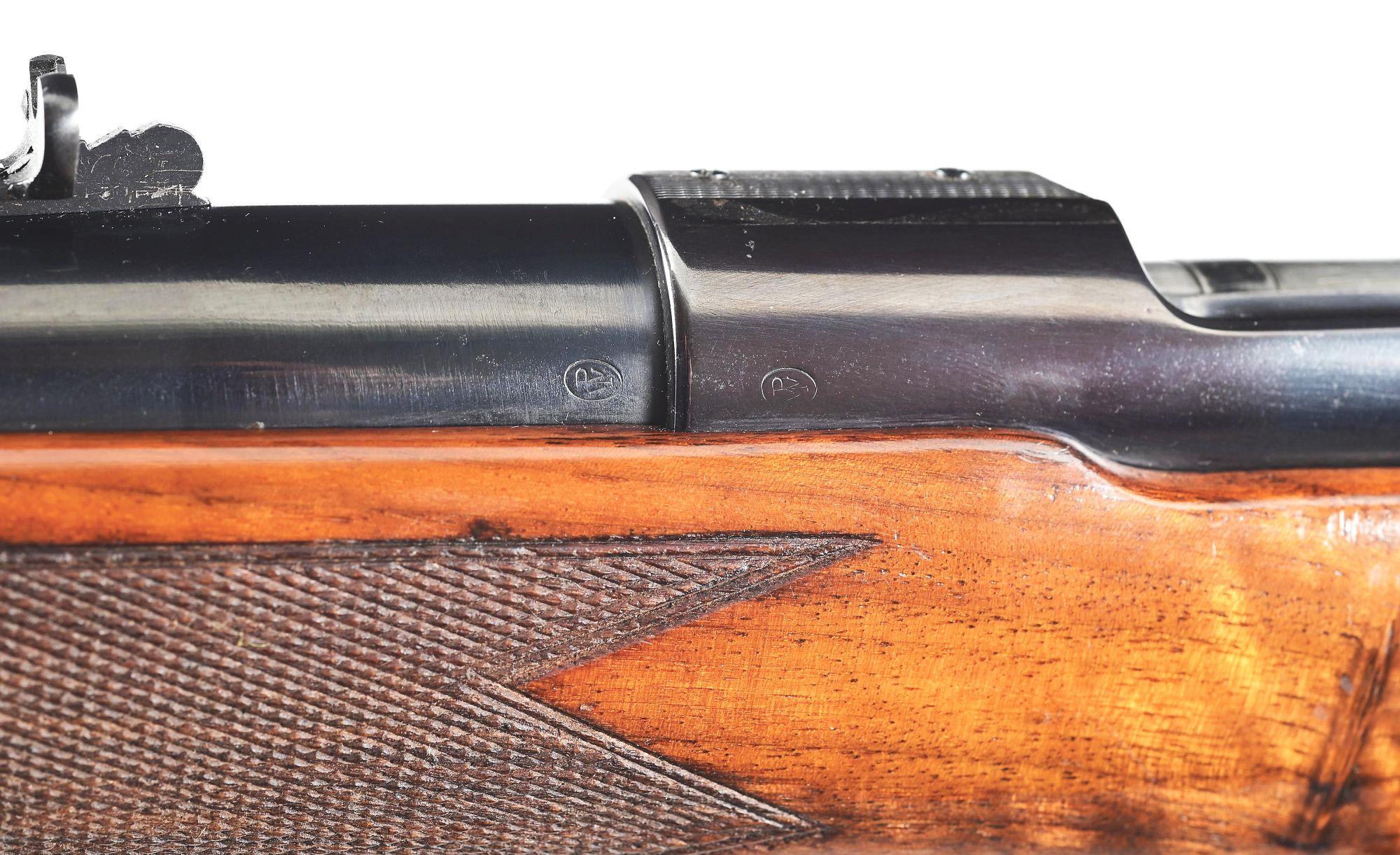 (C) PRE-WAR WINCHESTER MODEL 70 SUPER GRADE BOLT ACTION RIFLE IN .300 H&H MAGNUM.