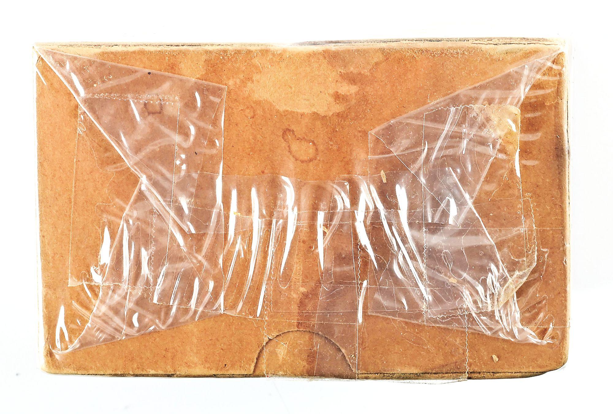FULL MERIDEN FIRE ARMS COMPANY "POINTER" SHOT SHELL BOX.