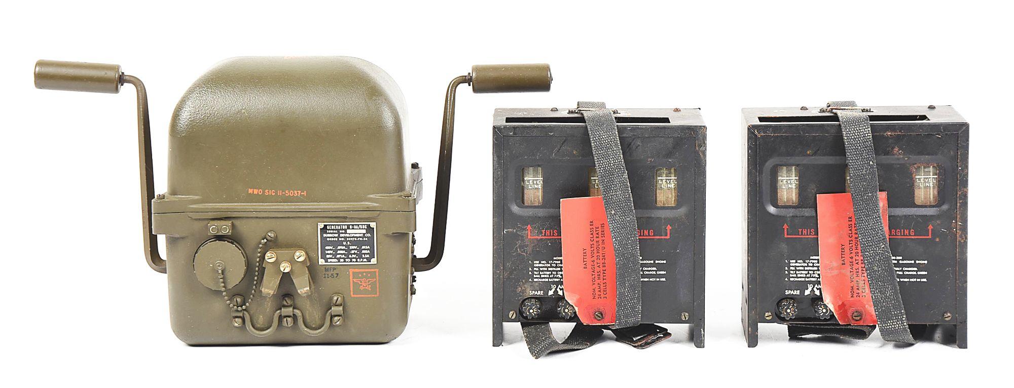 US COLD WAR G-8A/GRC HANDCRANK GENERATOR WITH BATTERIES.