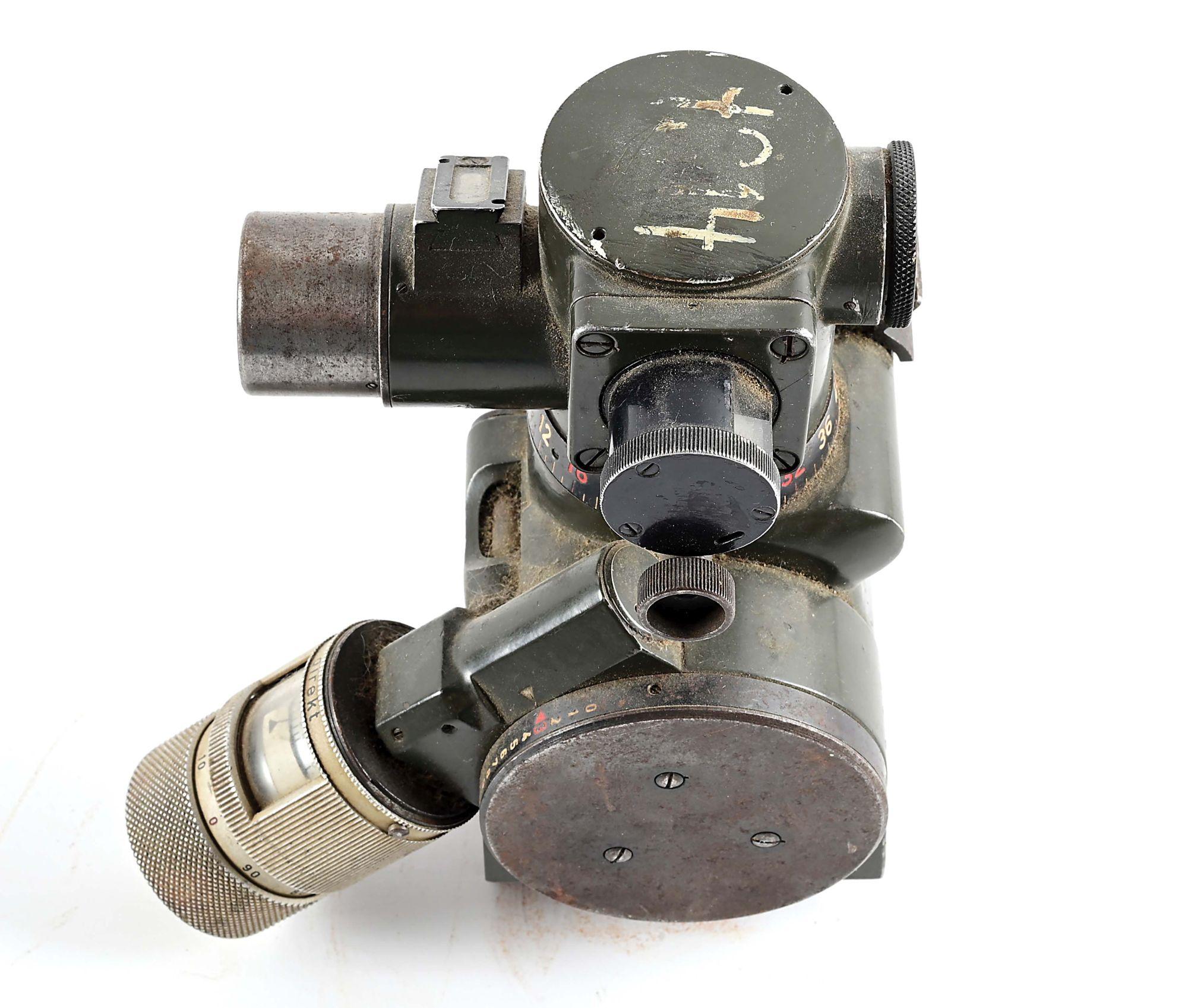 FINE ORIGINAL GERMAN WWII MG-34 (MGZ) MACHINE GUN LAFETTE TRIPOD OPTIC SCOPE.