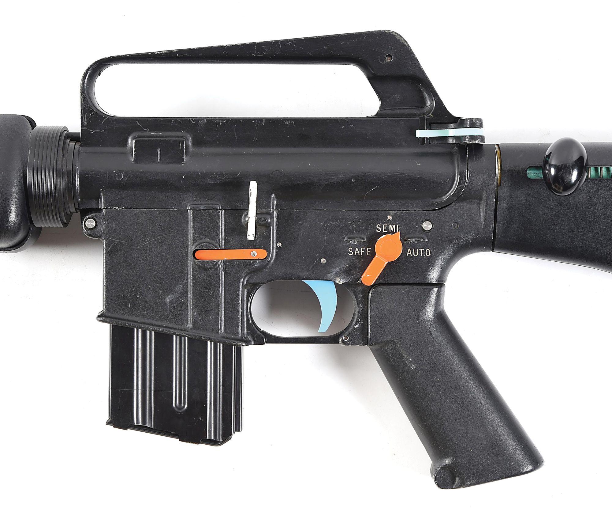 EXTREMELY RARE OVERSIZED CUTAWAY M16 CLASSROOM DEMONSTRATOR WITH ORIGINAL CASE AND ACCESSORIES.