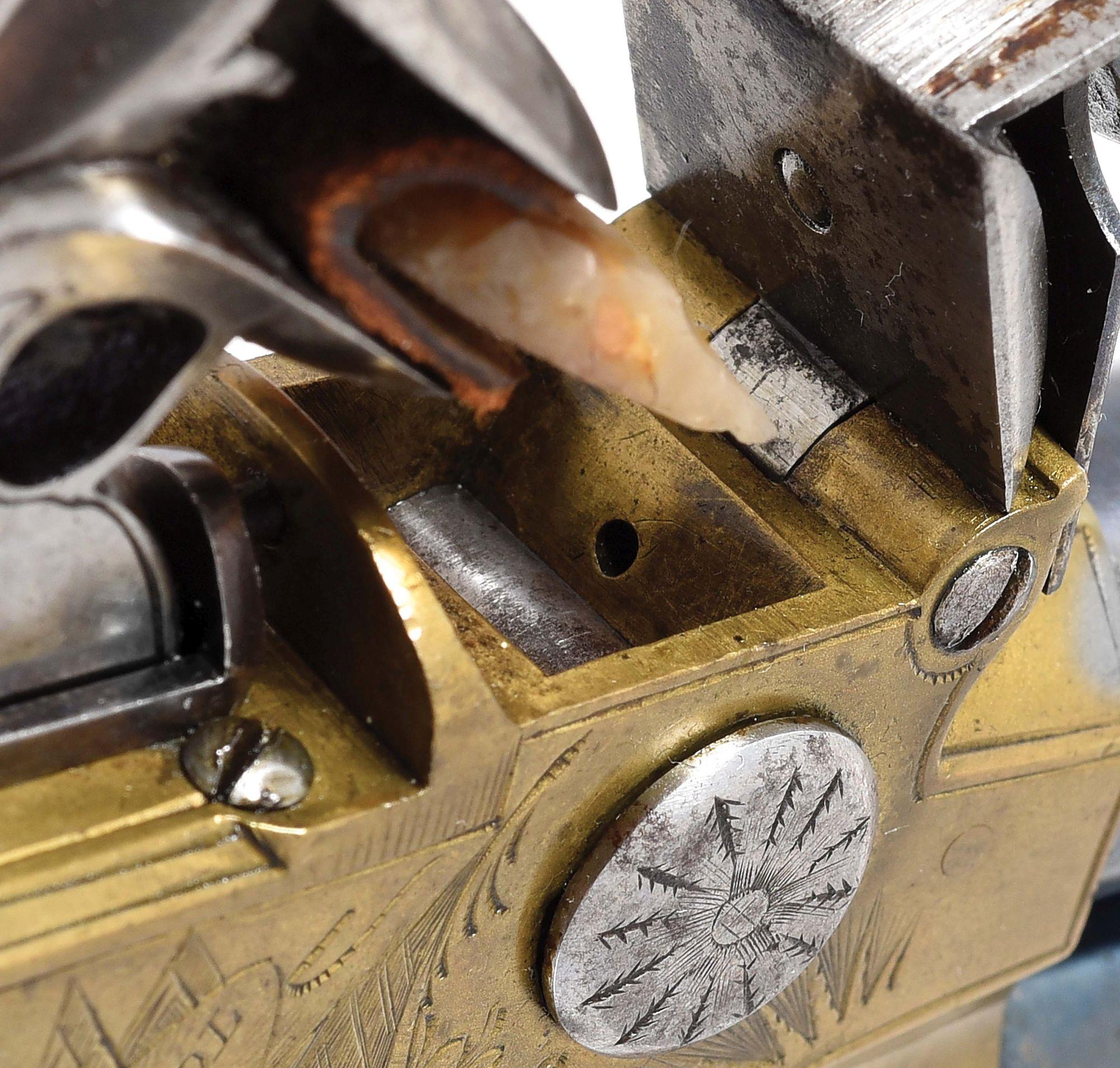 (A) A VERY FINE PAIR OF LARGE BORE BRITISH TAP-ACTION FLINTLOCK PISTOLS BY HOLMES OF LIVERPOOL