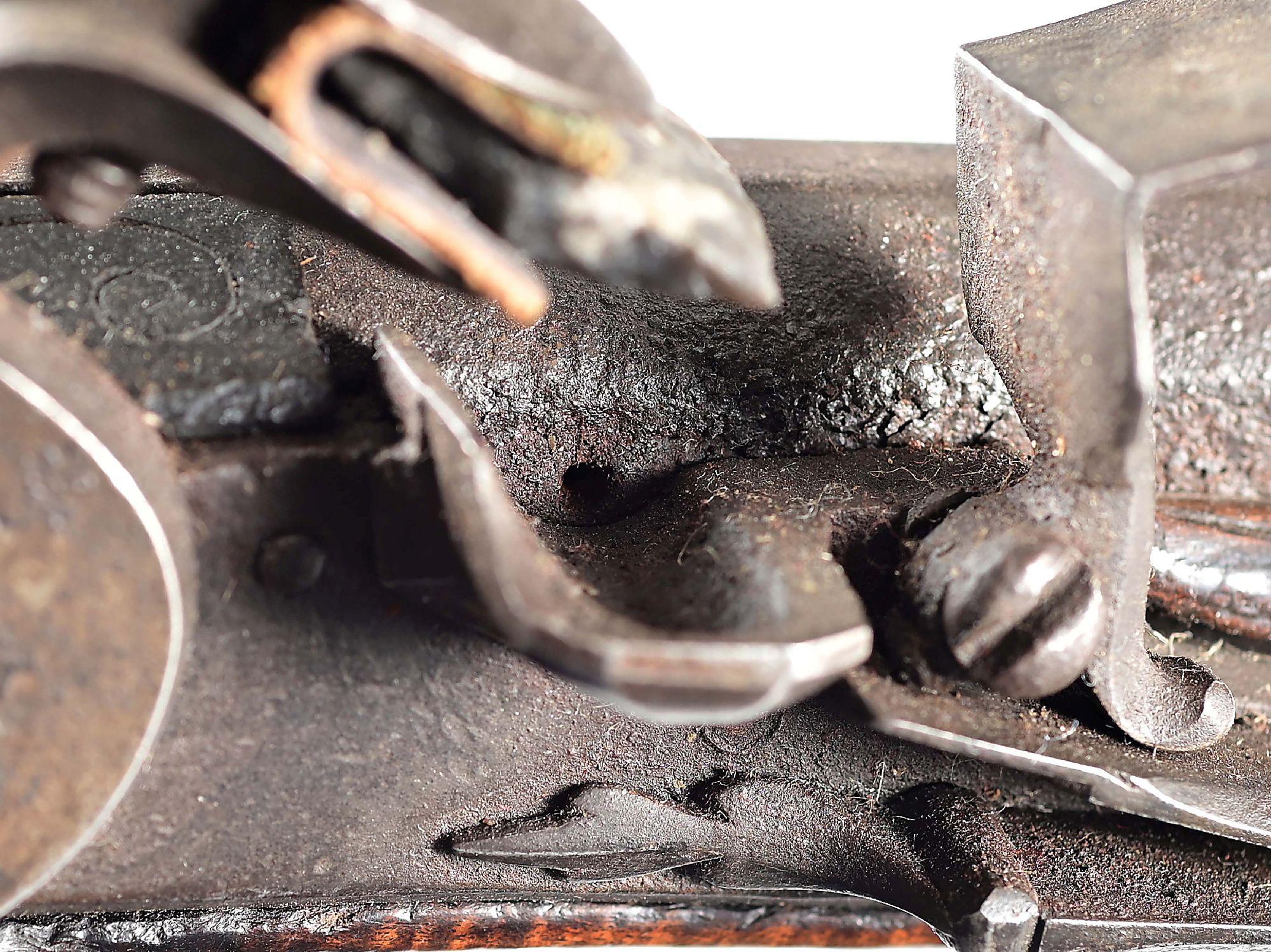 (A) BUCKS COUNTY FLINTLOCK KENTUCKY RIFLE ATTRIBUTED TO JOHN SHULER.