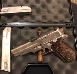 Sig Sauer P226 9mm Para