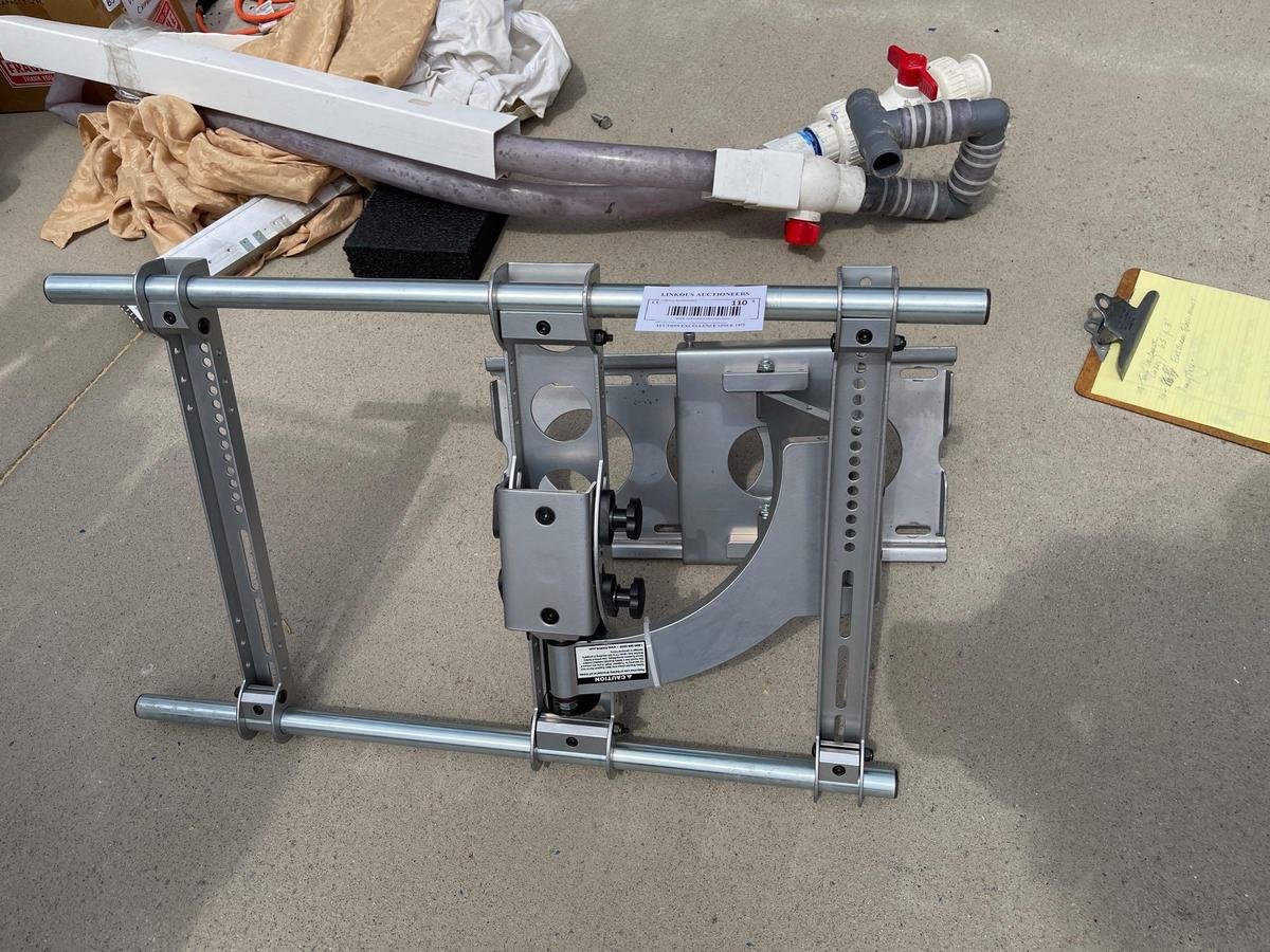 Flat Screen Wall Mount- Up to 50" TV