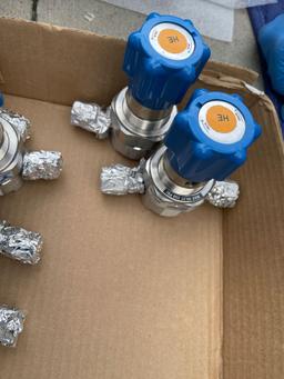 1 Lot of 9 250 PSI Pressure Regulators