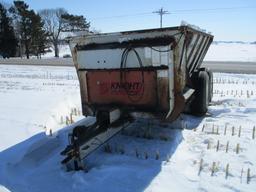 Knight 8030 Pro Twin slinger, tandem manure spreader