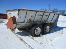 Knight 8030 Pro Twin slinger, tandem manure spreader